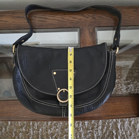 Like new Talbots small messenger style bag - Picture 2 of 10